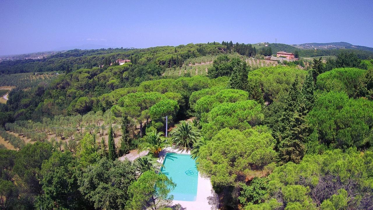 Agriturismo Poggio Al Pino Montelupo Fiorentino Exterior photo